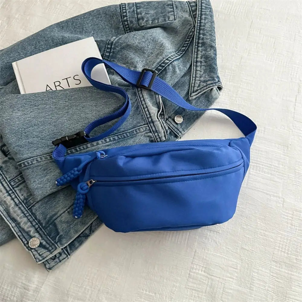 Half Moon Oxford Fanny