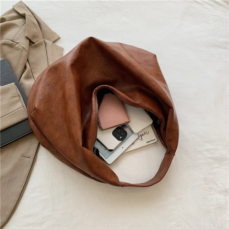 Minimalistic Oversized Shoulder Bag