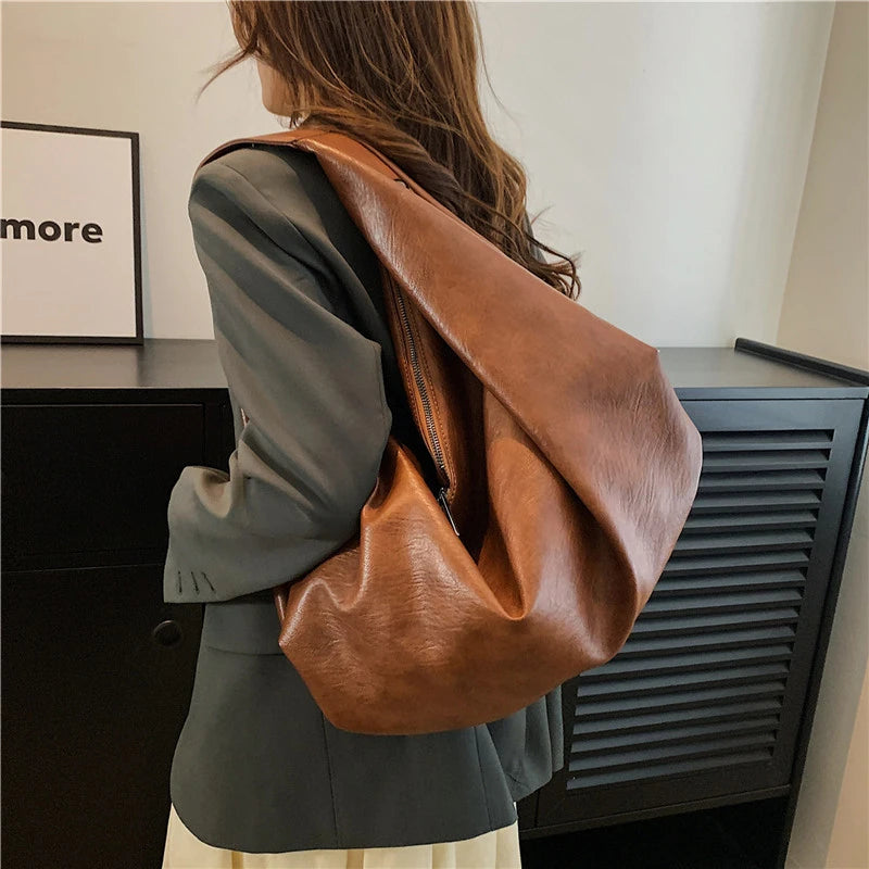 Minimalistic Oversized Shoulder Bag