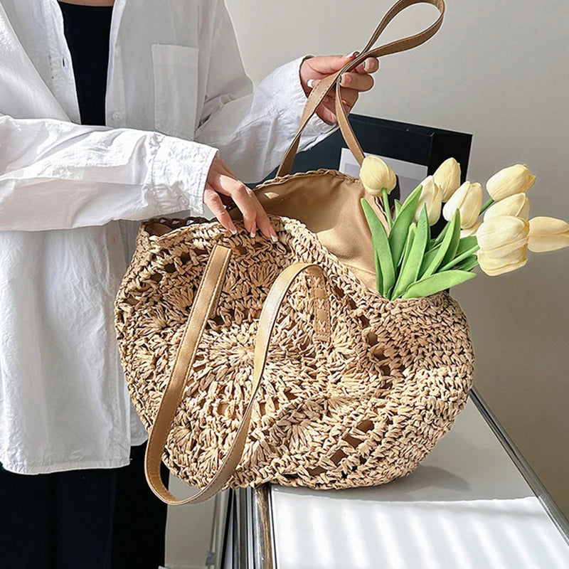 Round Straw Tote