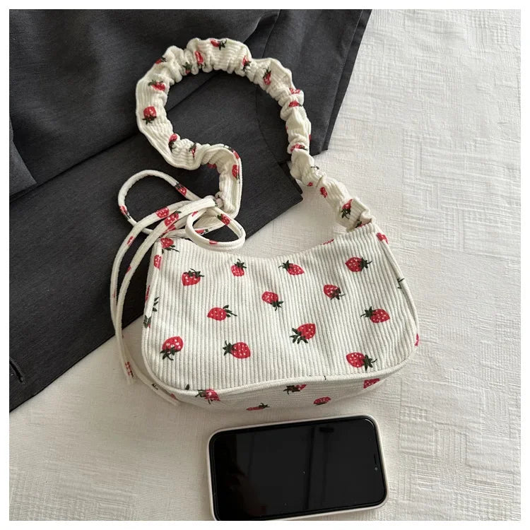 Underarm Strawberry Print Tote