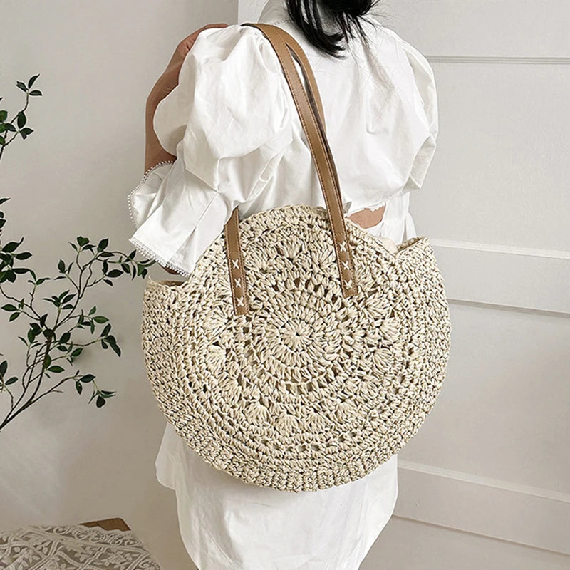 Round Straw Tote