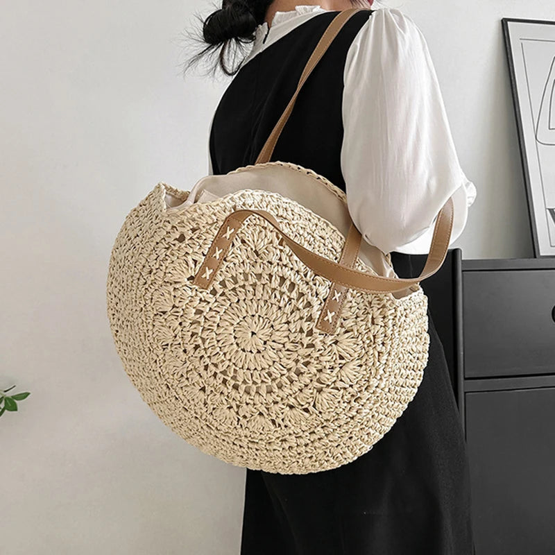 Round Straw Tote