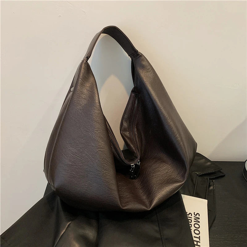 Minimalistic Oversized Shoulder Bag