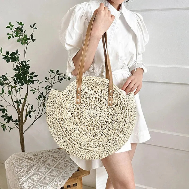 Round Straw Tote